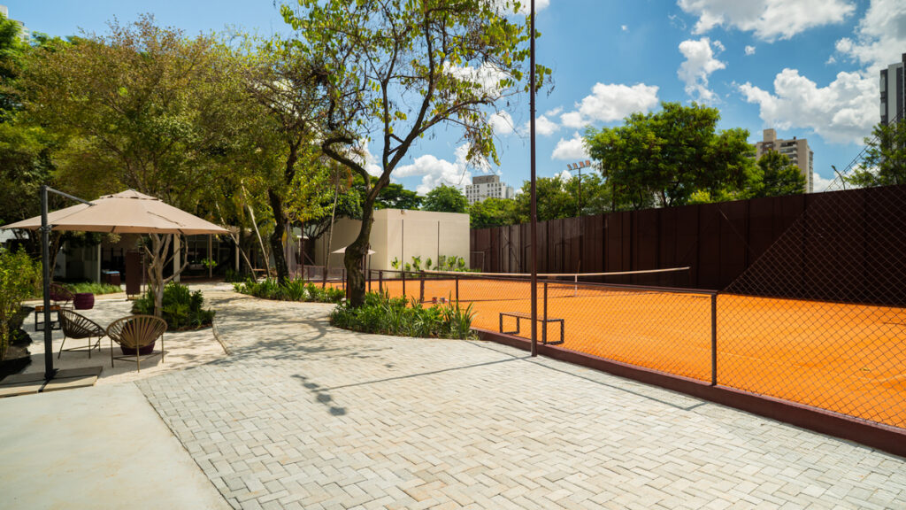 Espaços de Raquete em Alta: Novo Hub no Tatuapé Promove Esporte e Convivência Espaços de Raquete em Alta: Novo Hub no Tatuapé Promove Esporte e Convivência