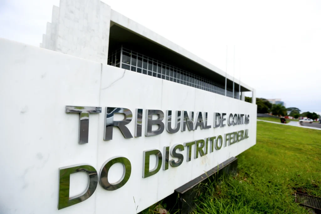 Falta de Materiais Básicos em Unidades de Saúde do DF: TCDF Intervém