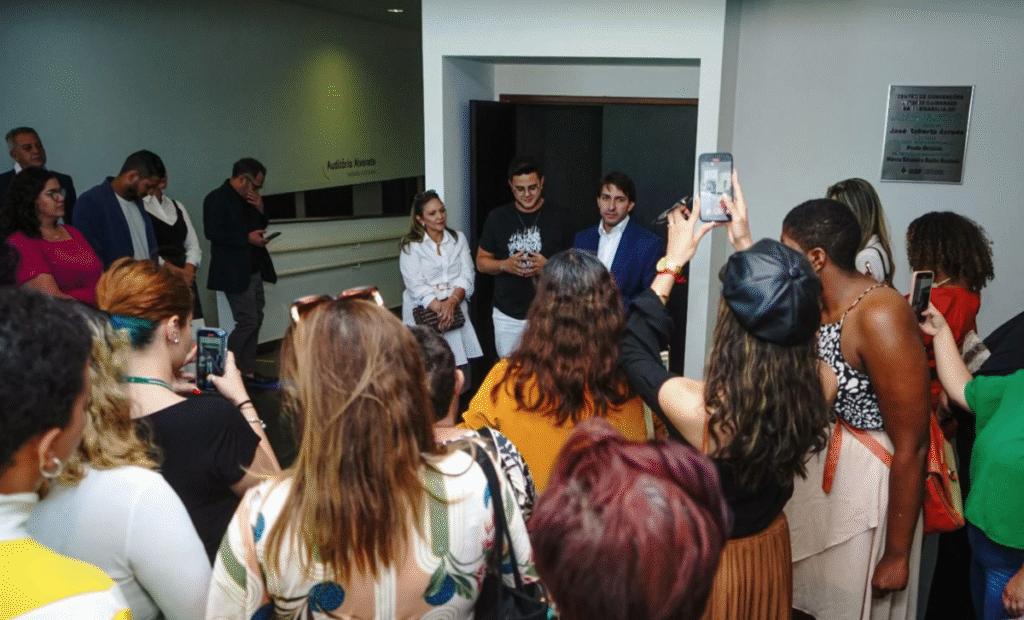 Influenciadores de Brasília Lançam Podcast sobre Economia Digital