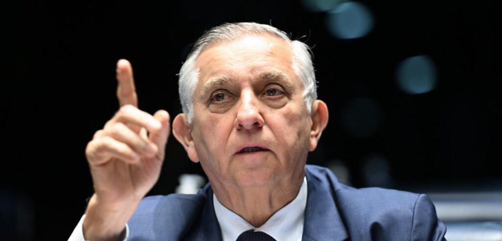 Izalci Lucas se lança como alternativa de direita no GDF em meio à crise política