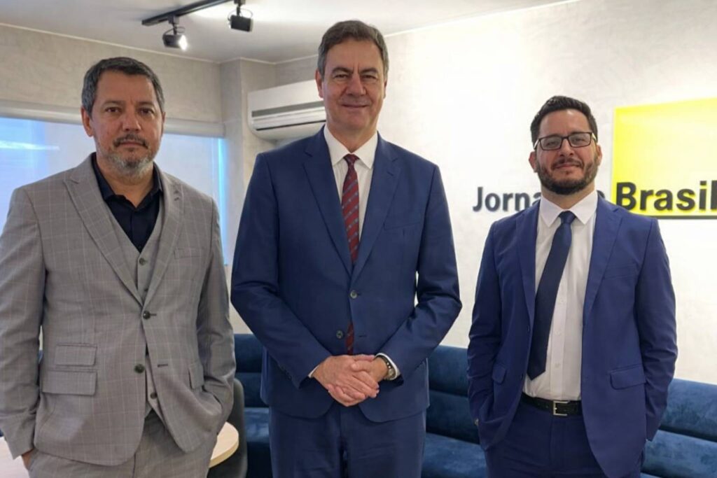Jornal de Brasília Recebe Líderes Políticos e Empresariais em Dia de Agendas Institucionais