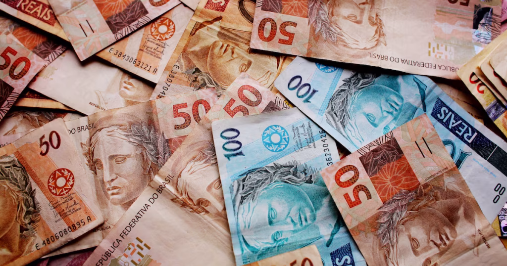 Reajustes Automáticos no Orçamento: Previsão de Aumento de R$ 1,4 Trilhão até 2034