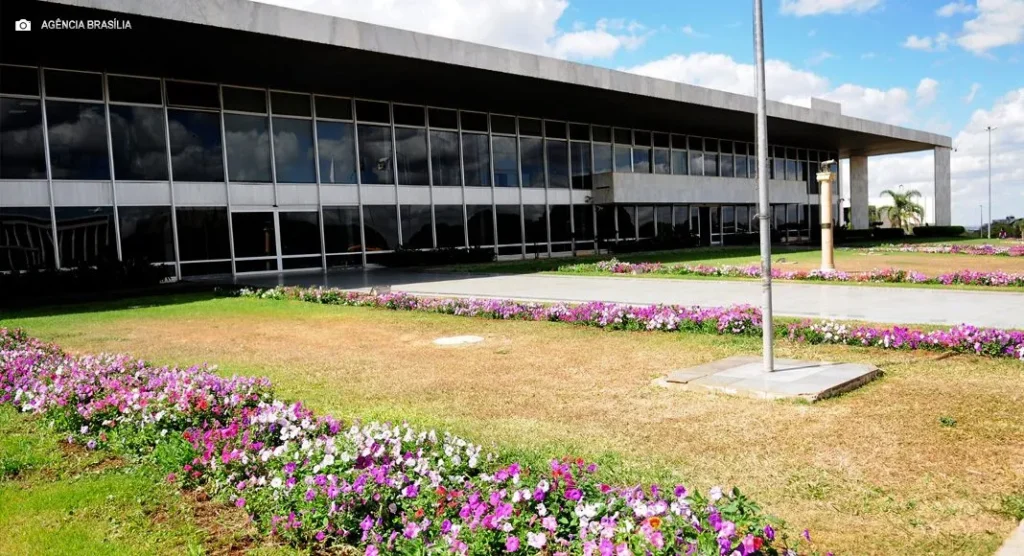 Serviços de Saúde no Feriado de Páscoa: Tudo que Você Precisa Saber