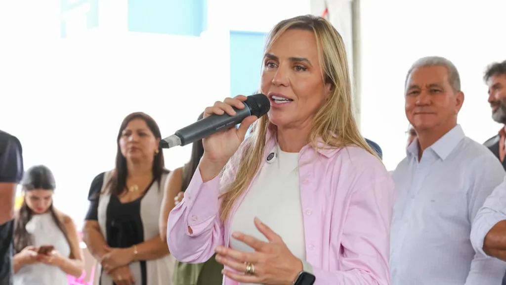 Distrito Federal Congela Reajustes e Concursos para Garantir Socorro ao BRB