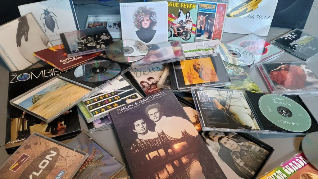 Vinil é Coisa de Cringe volta ao Infinu para celebrar o CD em evento único