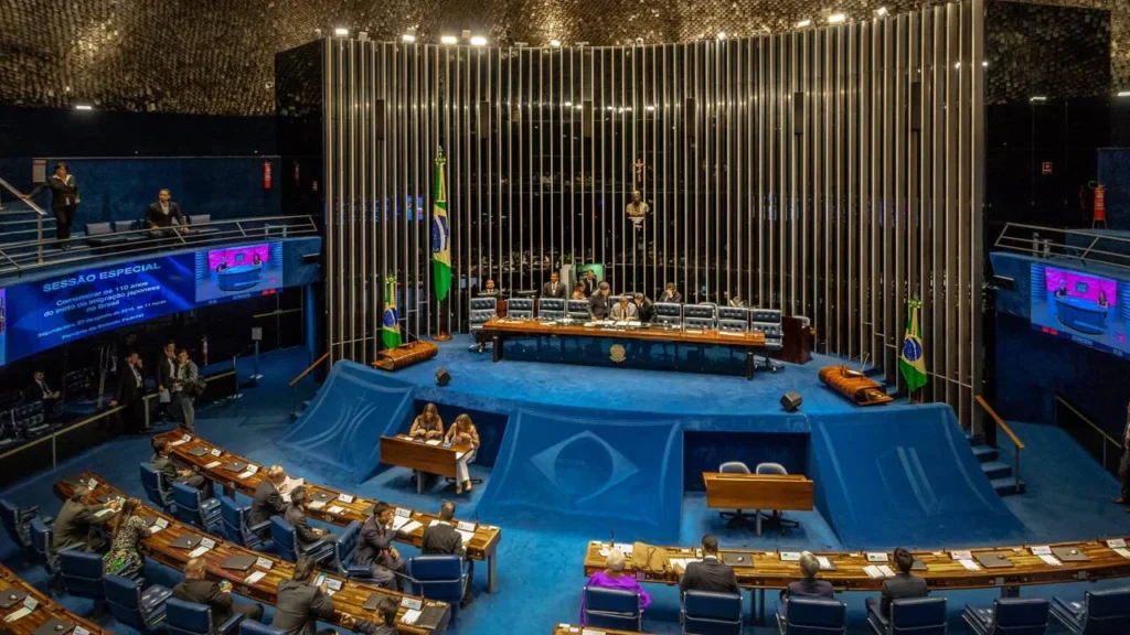 Crise Política em Brasília: Tensão entre Aliados e Inimigos Aumenta