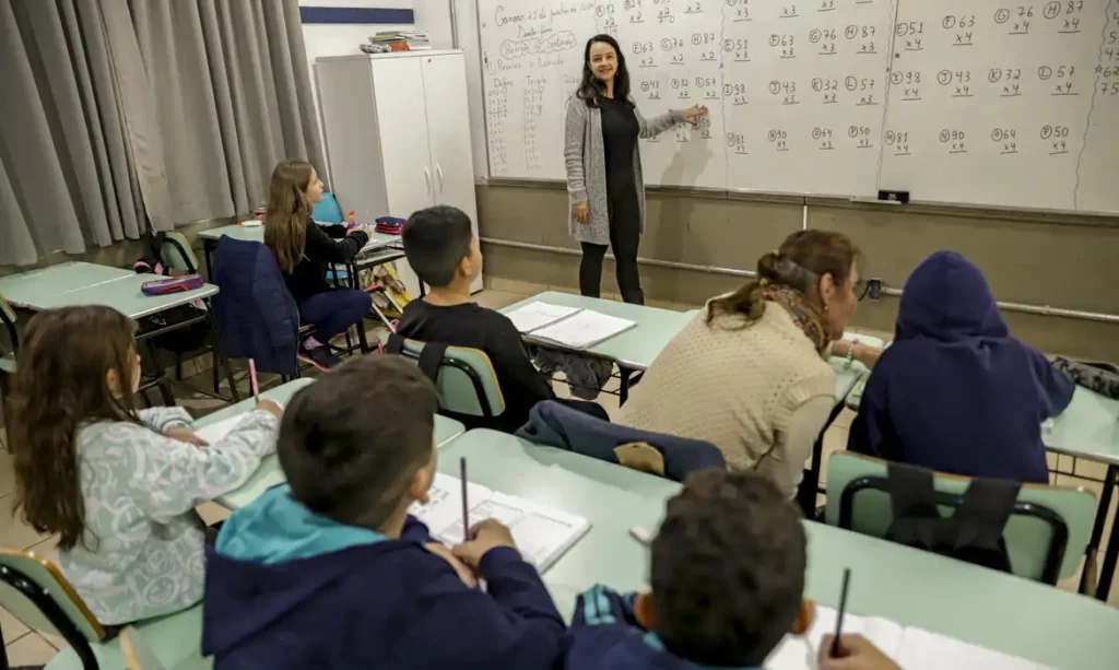 Formação de Professores de Matemática: Inscrições até 15 de Maio