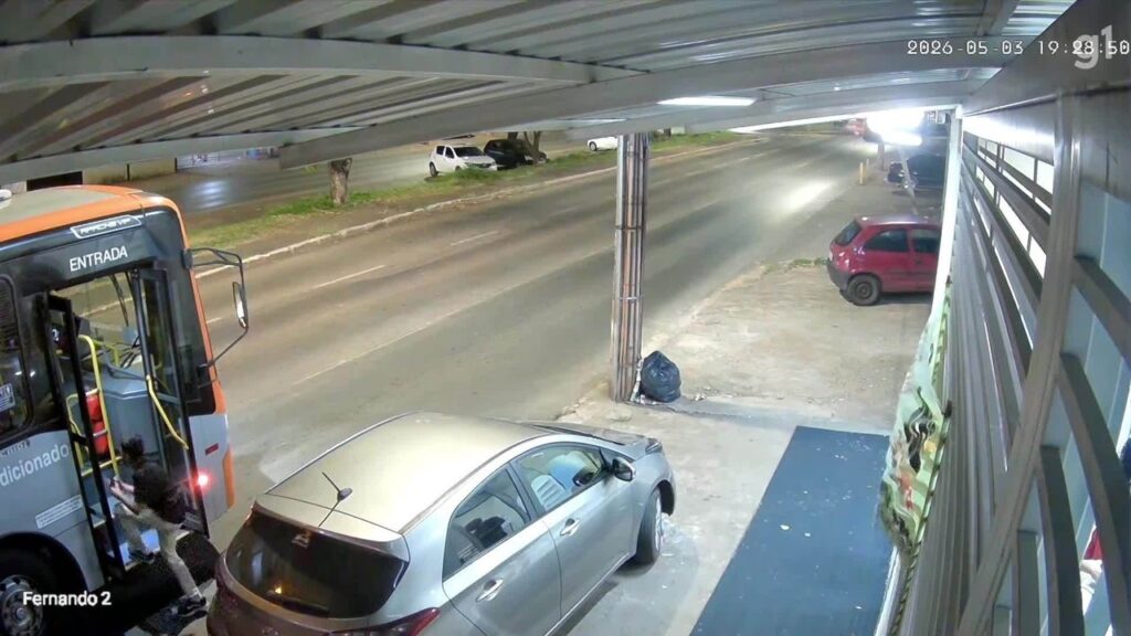 Marechal Reconsidera Demissão de Motorista Após Caso de Celular Caído no DF