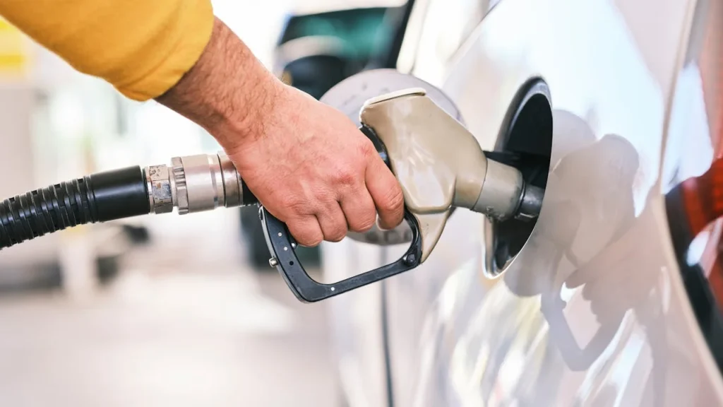 Por Que o Preço da Gasolina no Distrito Federal É Mais Alto que em Outras Capitais? Entenda a Logíst