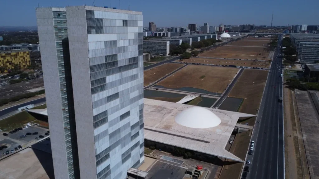 Em Brasília, o que deveria ser anormal virou rotina entre autoridades Em Brasília, o que deveria ser anormal virou rotina entre autoridades