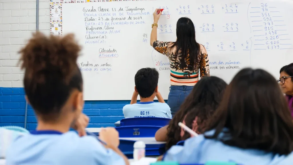 CNE redefine normas do ensino integral com prazo final para atualização CNE redefine normas do ensino integral com prazo final para atualização