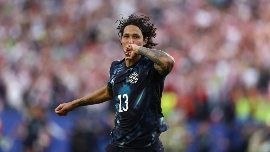 Zagueiro paraguaio Canale elimina Alemanha e brilha em Copa do Mundo 2024 Zagueiro paraguaio Canale elimina Alemanha e brilha em Copa do Mundo 2024