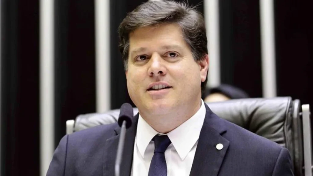 Presidente do MDB suspende atos da direção do Distrito Federal em meio a crise interna Presidente do MDB suspende atos da direção do Distrito Federal em meio a crise interna