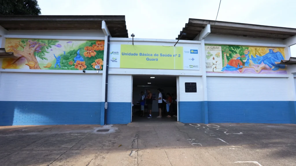 Oficinas de Muralismo no Distrito Federal Fortalecem Saúde e Cultura com Arte Comunitária