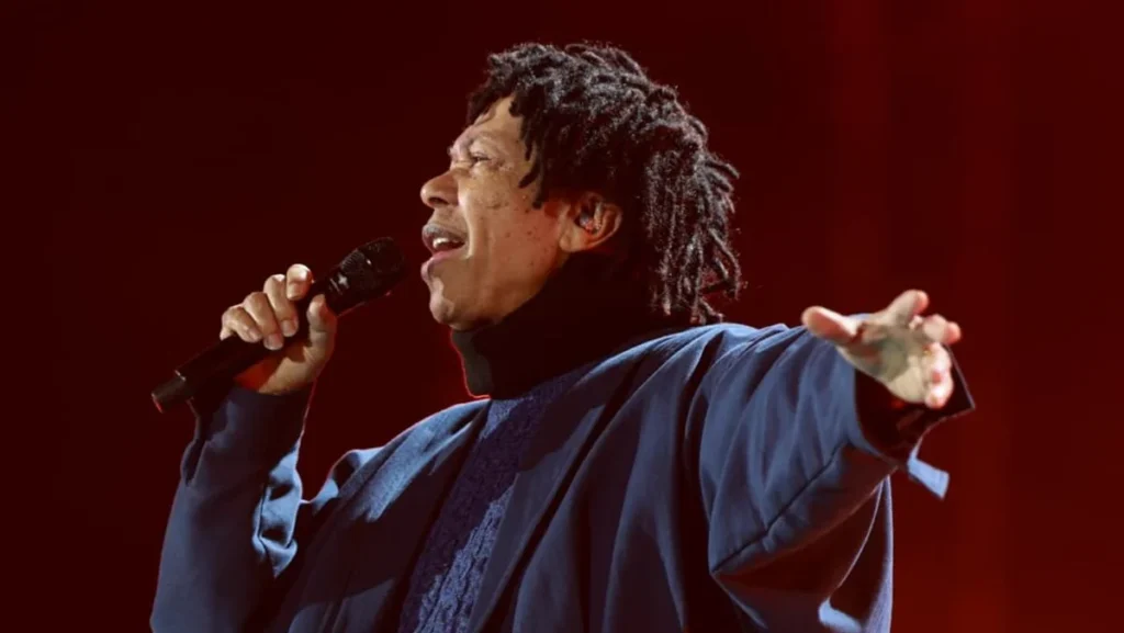 Djavan transforma Brasília em um coro vibrante para celebrar 50 anos de carreira