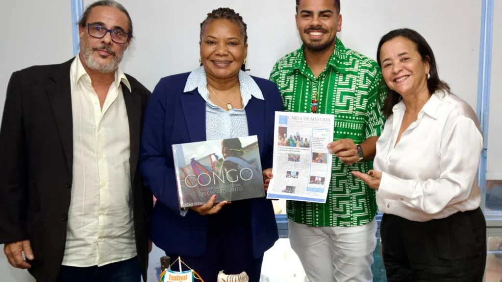 Mestres do Congo e Folclore do ES Reivindicam Direitos em Brasília Mestres do Congo e Folclore do ES Reivindicam Direitos em Brasília