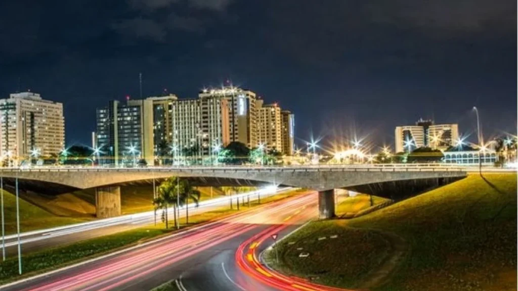 Gestor da Segurança Pública do DF Propõe Uso da Contribuição de Iluminação para Inovar na Segurança