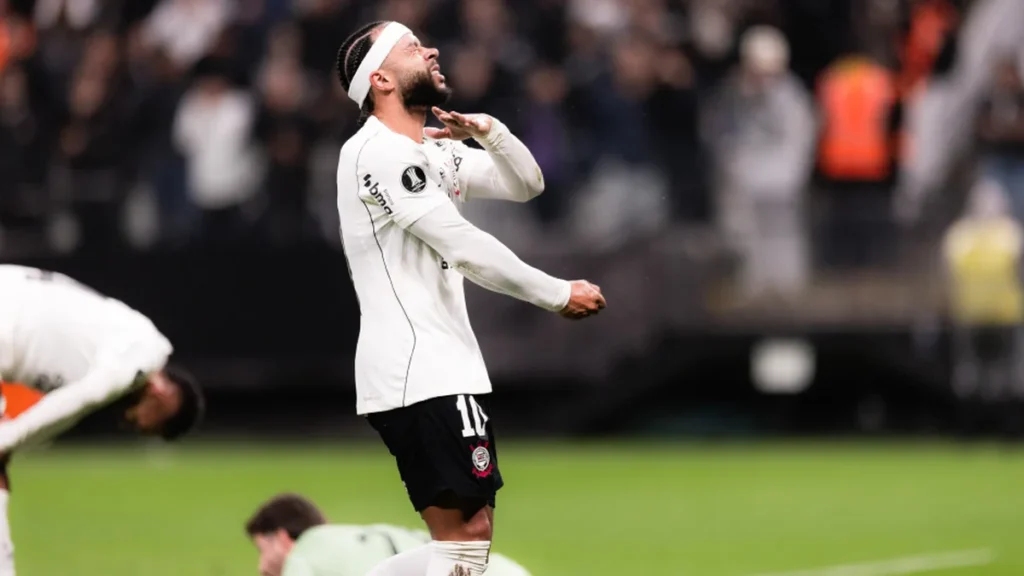 Marcelo Paz define prazo para decisão sobre permanência de Memphis Depay no Corinthians Marcelo Paz define prazo para decisão sobre permanência de Memphis Depay no Corinthians