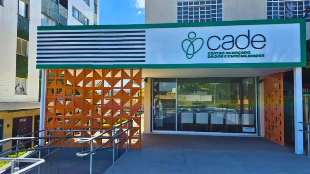 Espetáculo "Os Sapatos que Atravessam a Rua" promove conscientização sobre feminicídio em Sobradinho