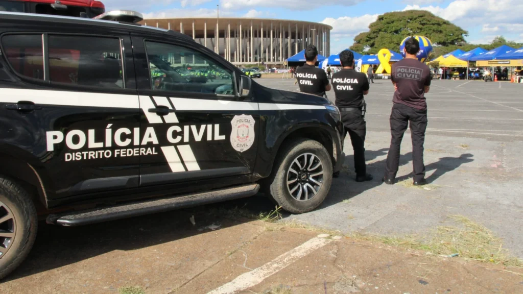 Polícia Civil do DF desarticula grupo que planejava atentado para eleições Polícia Civil do DF desarticula grupo que planejava atentado para eleições